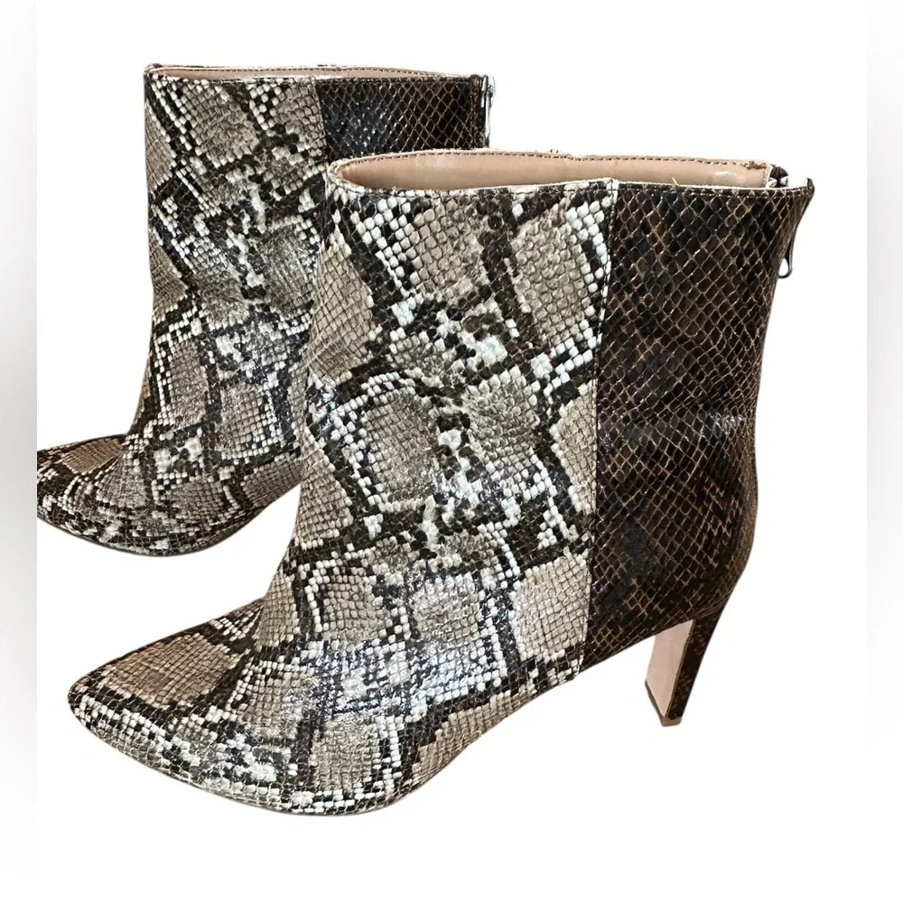 DV by Dolce Vita Sz 11 Zabrina Pointed Toe Snakeskin Bootie Boots Bikercore